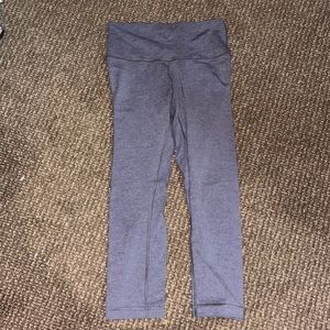 Lululemon size 6 gray capri legging- great condition